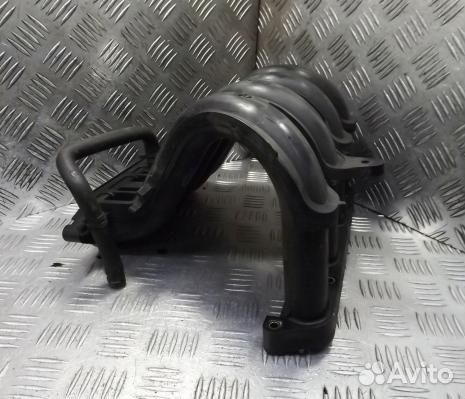 Впускной коллектор бензиновый nissan note E11 (BML