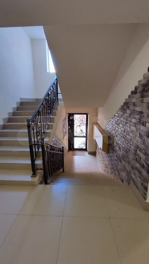 2-к. квартира, 73,7 м², 9/9 эт.