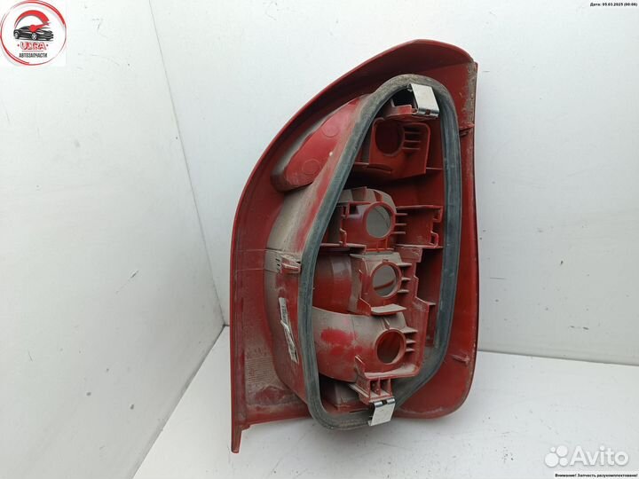 Фонарь задний левый б/у Citroen Xsara Picasso 9650005880