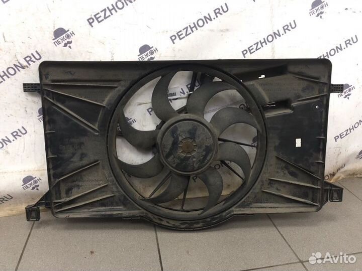 Диффузор с вентилятором Ford Focus 2011-2019