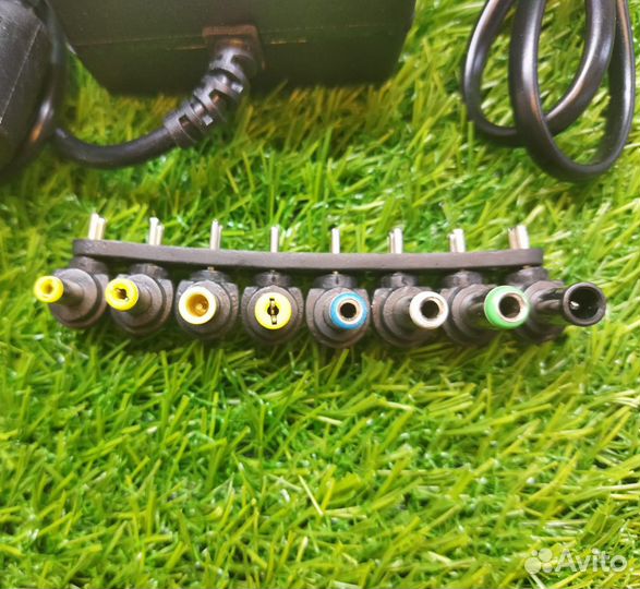 Универсальная зарядка для ноутбука