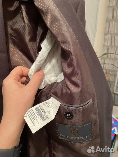 Классический костюм на мальчика 164