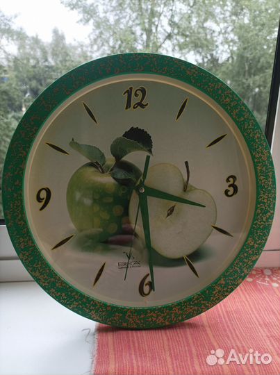 Часы настенные