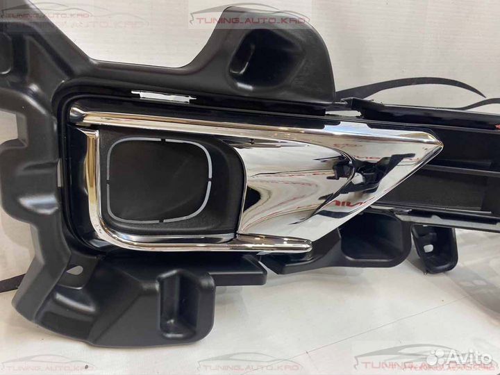 Противотуманные фары Toyota LC 200 с 2016г O3843