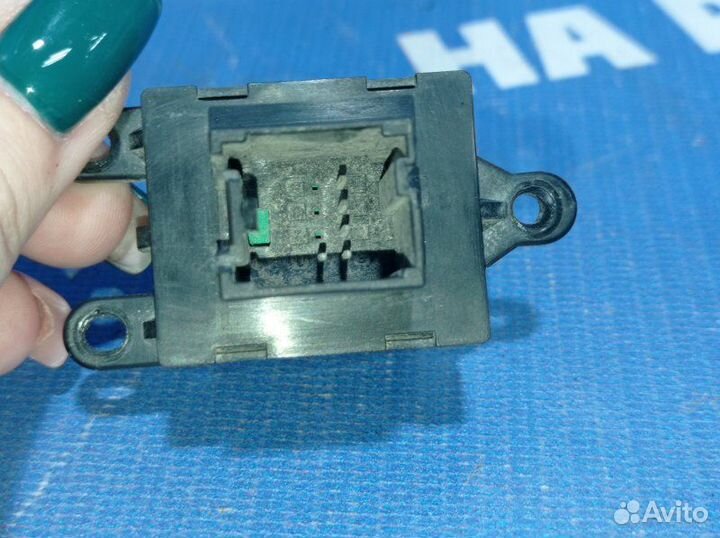 Кнопка стеклоподъемника Lifan Solano седан LF481Q3