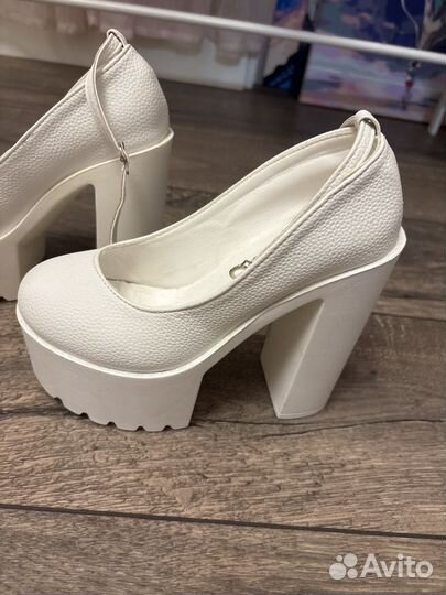 Туфли женские