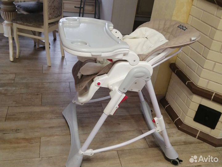 Стульчик для кормления babyton