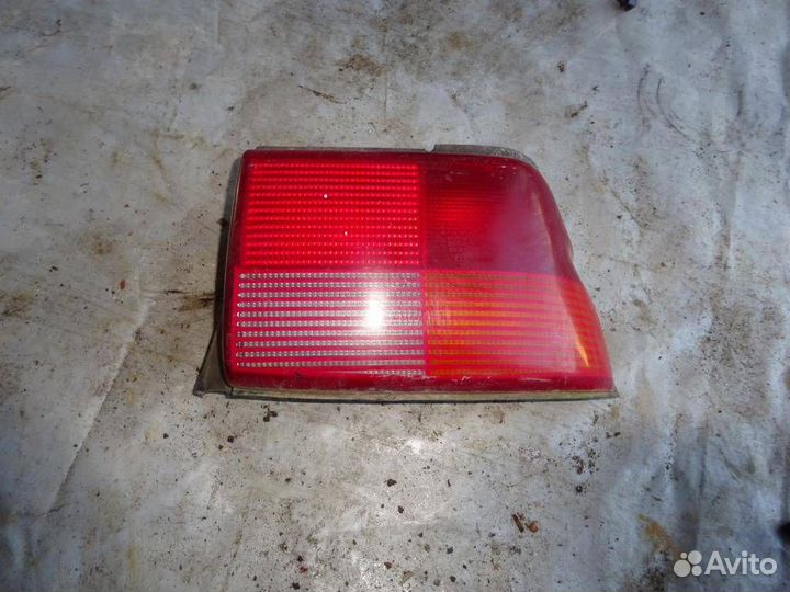 Фонарь задний наружный правый Ford Escort/Orion 1