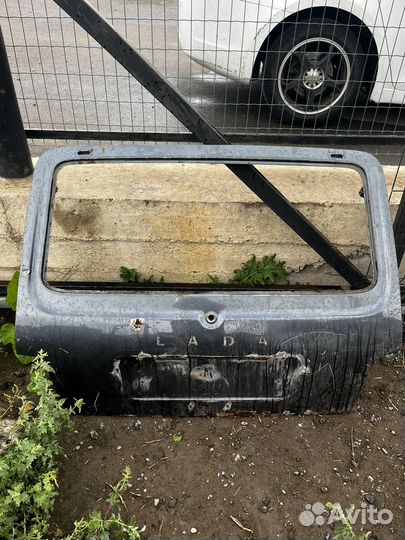 Крышка багажника niva 2121