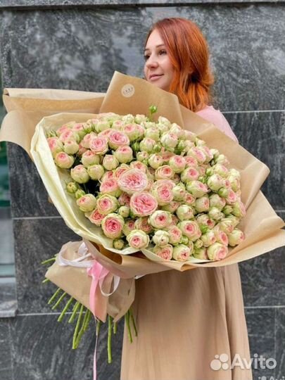 Пионовидные розы букет