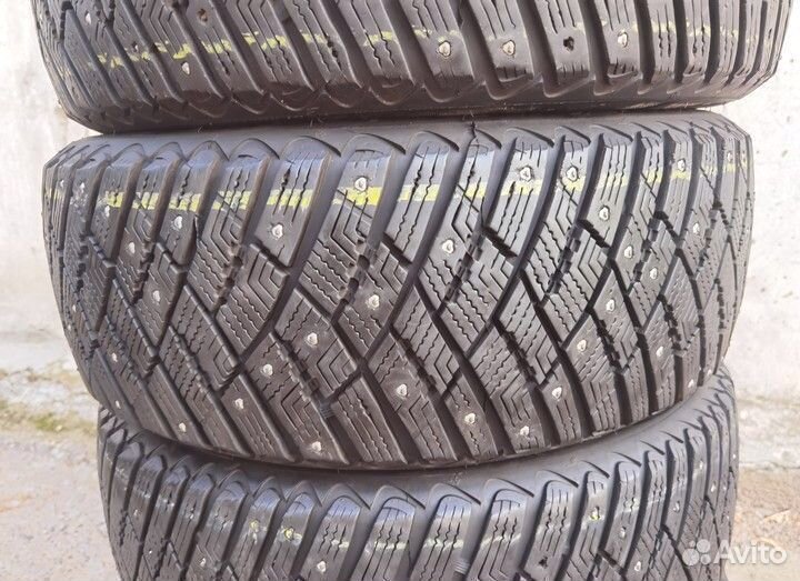Goodyear Ultragrip Ice Arctic 205/55 R16 94T