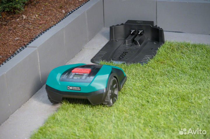 Газонoкосилка робот Вosсh Indegо 400 Сonnect новая