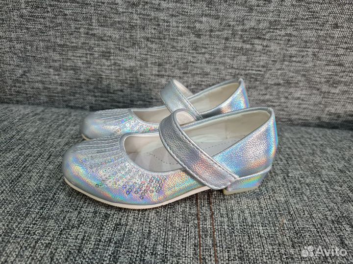 Туфли для девочки 27 размер