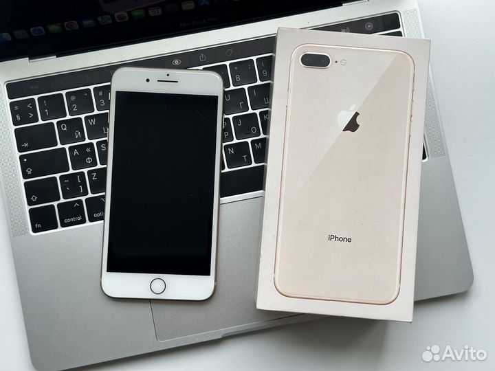iPhone 8 Plus, 64 ГБ