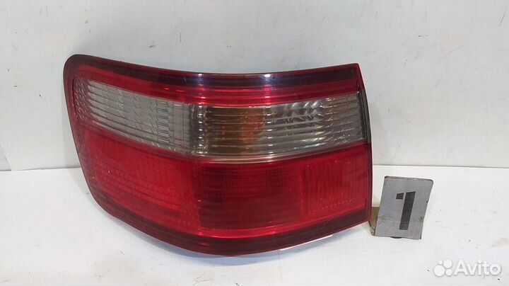 Фонарь задний toyota 33-26 L Camry / Gracia V2 96
