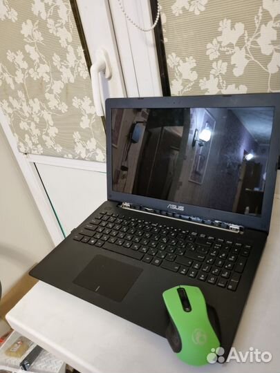 Ноутбук asus x553m