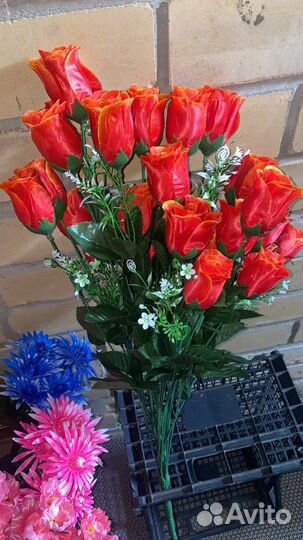 Букеты искуственных цветов,штучные