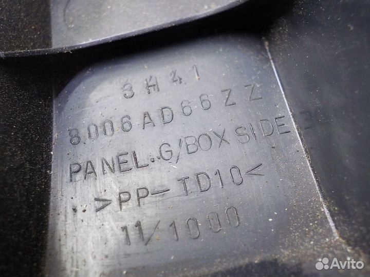 Накладка на торпеду mitsubishi lancer 10