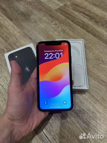 iPhone 11, 64 ГБ