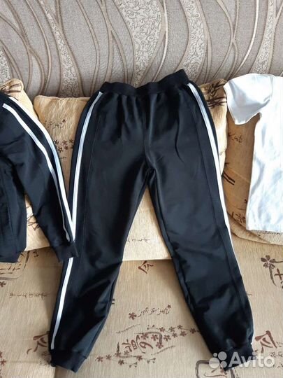 Спортивный костюм