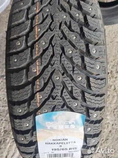 Nokian Tyres Hakkapeliitta 9 195/65 R15