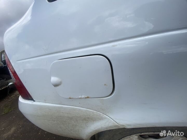 Правая задняя крыло LADA Priora