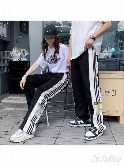 Спортивные штаны Adidas