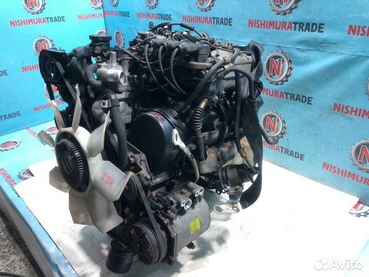 Двигатель Mitsubishi Delica PD6W 6G72 №224 2003