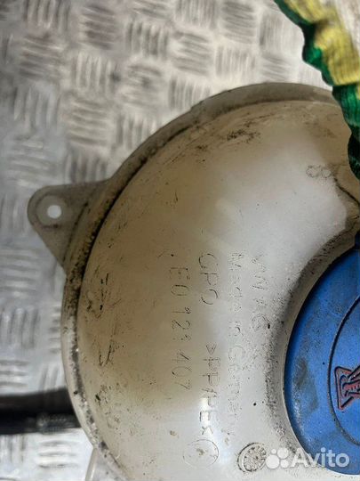 Бачок расширительный Volkswagen Transporter 6 2.0