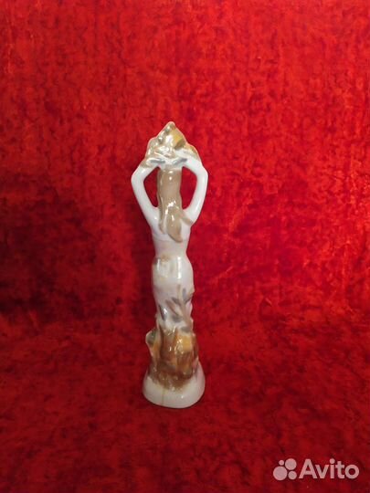 Фарфоровая статуэтка,Мавка лесная русалка 