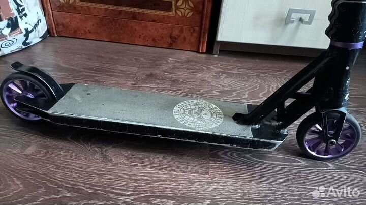 Трюковой самокат Tech Team Hobo