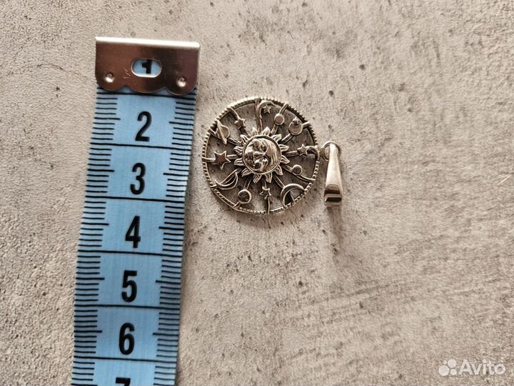 Подвеска в астрологическом стиле