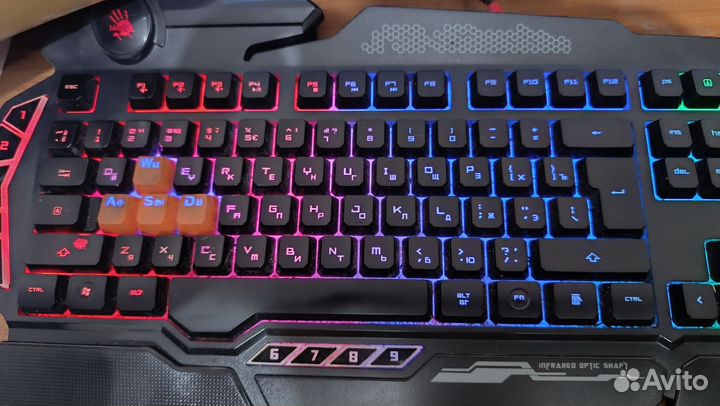 Игровая клавиатура bloody
