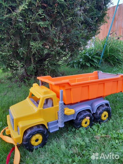 Игрушки машина большая