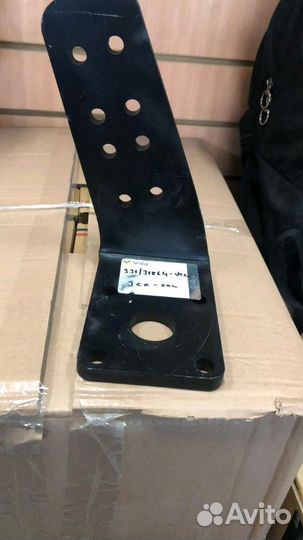 Кронштейн крепления крыла на JCB 331/31148