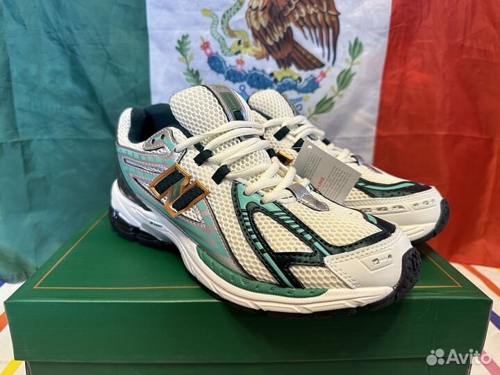 Кроссовки New Balance 1906r женские