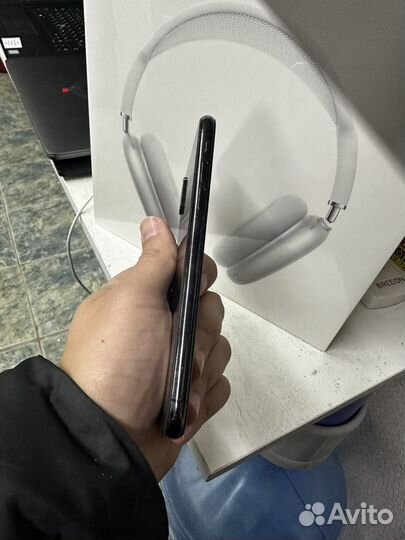 iPhone X, 256 ГБ