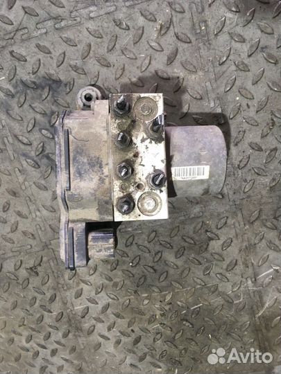 Блок ABS (насос) (Volkswagen Tiguan)