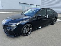 Toyota Camry 2.0 CVT, 2024, 10 км, с пробегом, цена 3 998 000 руб.