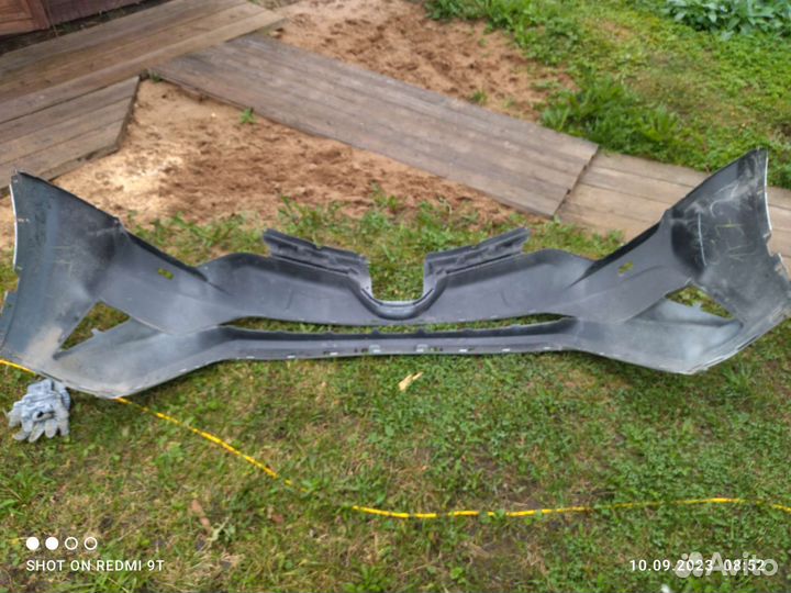 Передний бампер тойота Раф 4