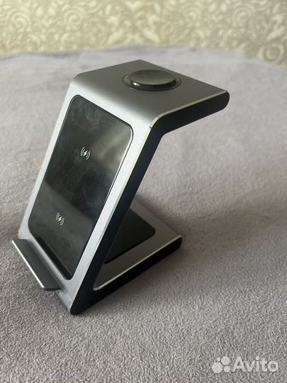 Беспроводная зарядная станция (3 в 1)