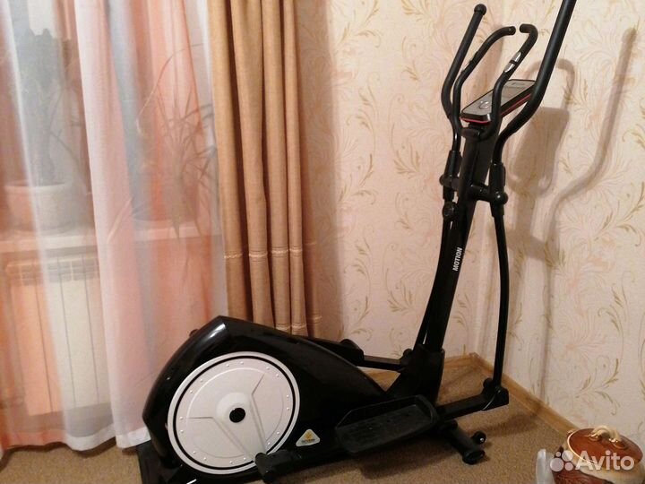 Эллиптический тренажер новый
