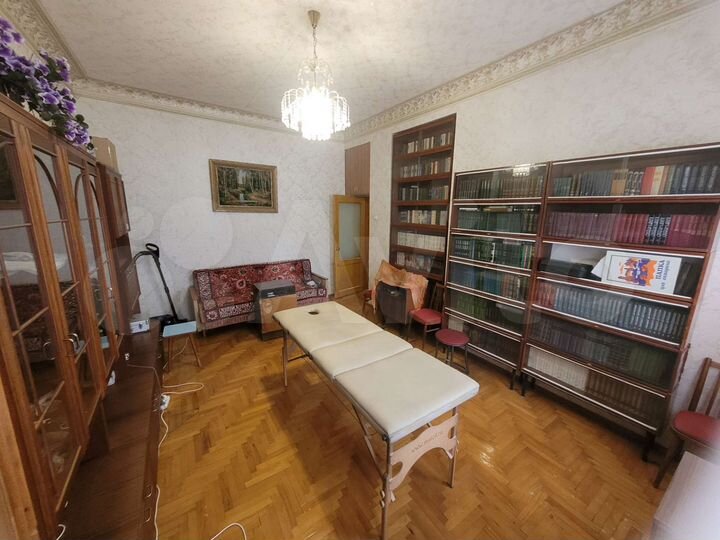 3-к. квартира, 81 м², 4/5 эт.