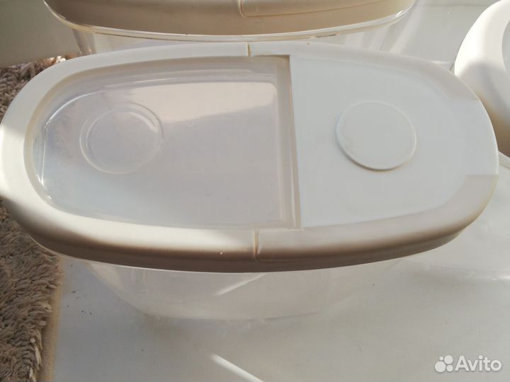 Контейнер для сыпучих