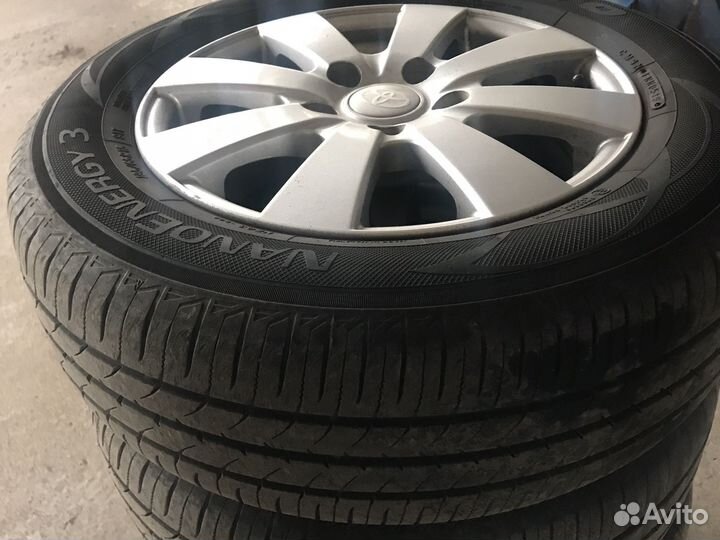 R15 Toyo NanoEnergy 3 195/65, PCD 5x114.3 DIA 60