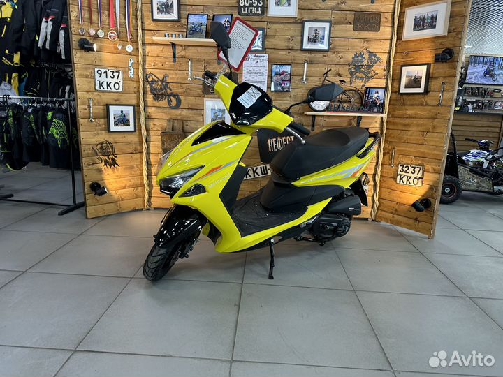 Скутер Motoland FS