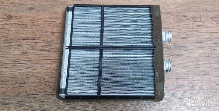 Радиатор отопителя Mercedes Benz w204, w212, w218