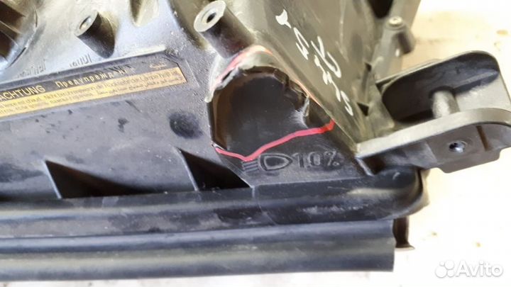 Фара правая Toyota Land Cruiser