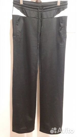 Спортивный костюм женский