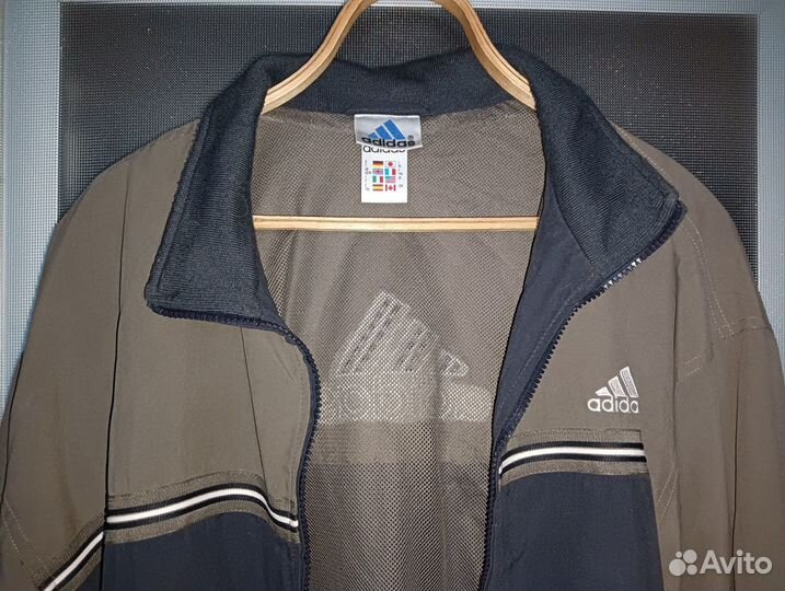 Спортивный костюм adidas